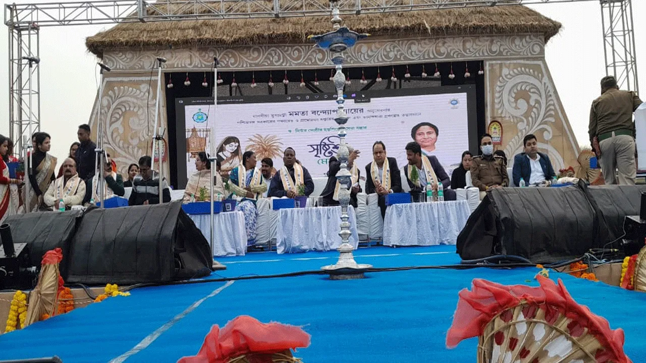 দুর্গাপুরে শুরু “সৃষ্টিশ্রী” মেলা