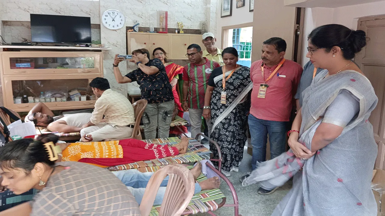 শতাব্দী প্রাচীন ক্লাবের উদ্যোগে আয়োজিত হলো রক্তদান শিবির