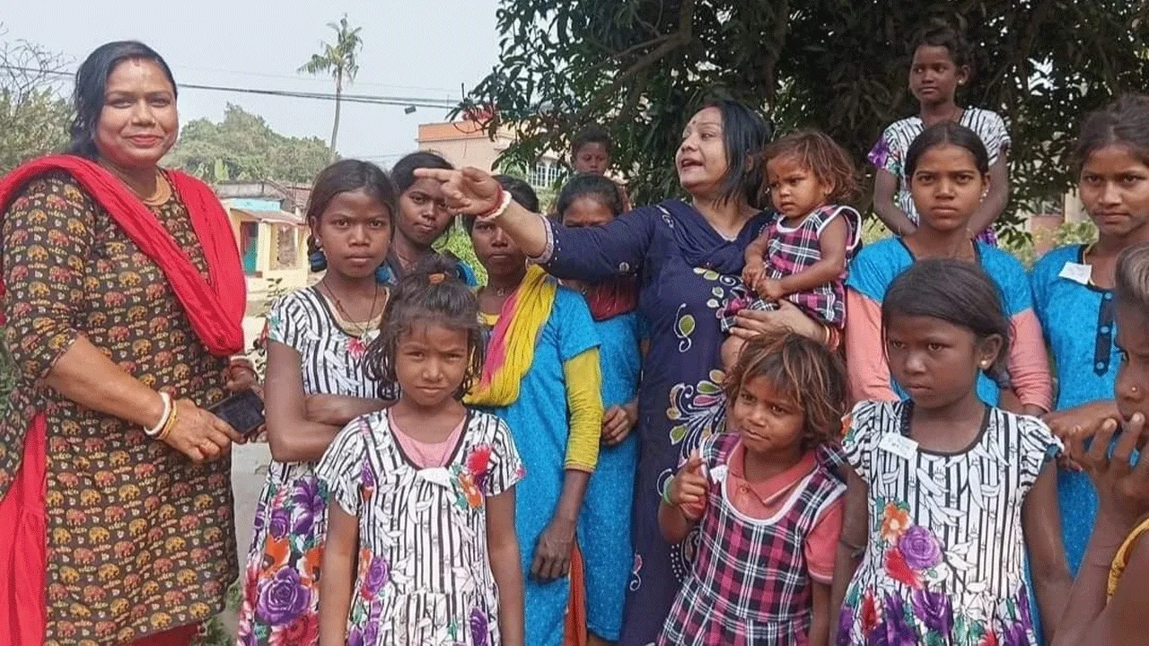 জন্মদিনের প্রাক্কালে অসহায়দের পাশে সমাজকর্মী