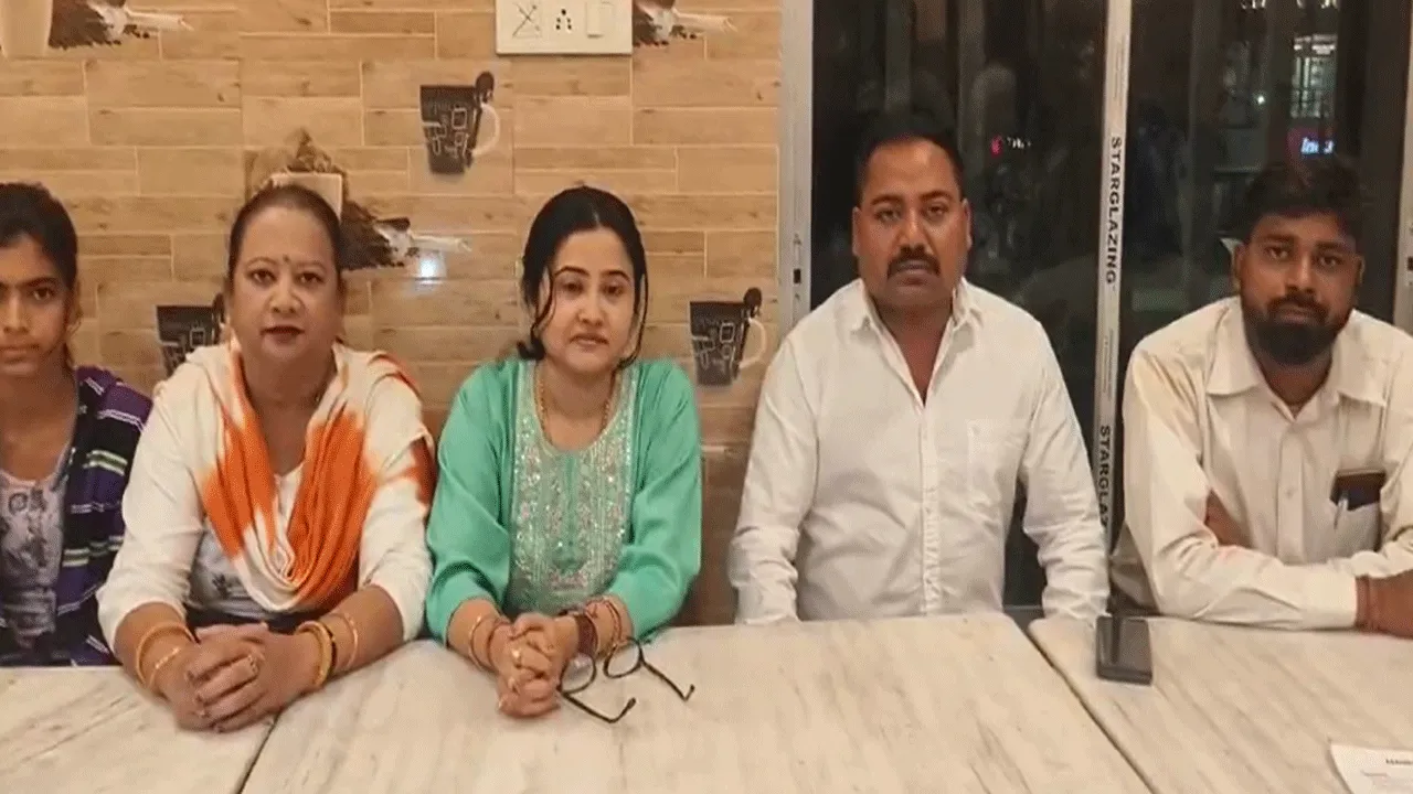 বিশ্ব নারী দিবস উপলক্ষে স্বনির্ভর মহিলাদের সম্মান