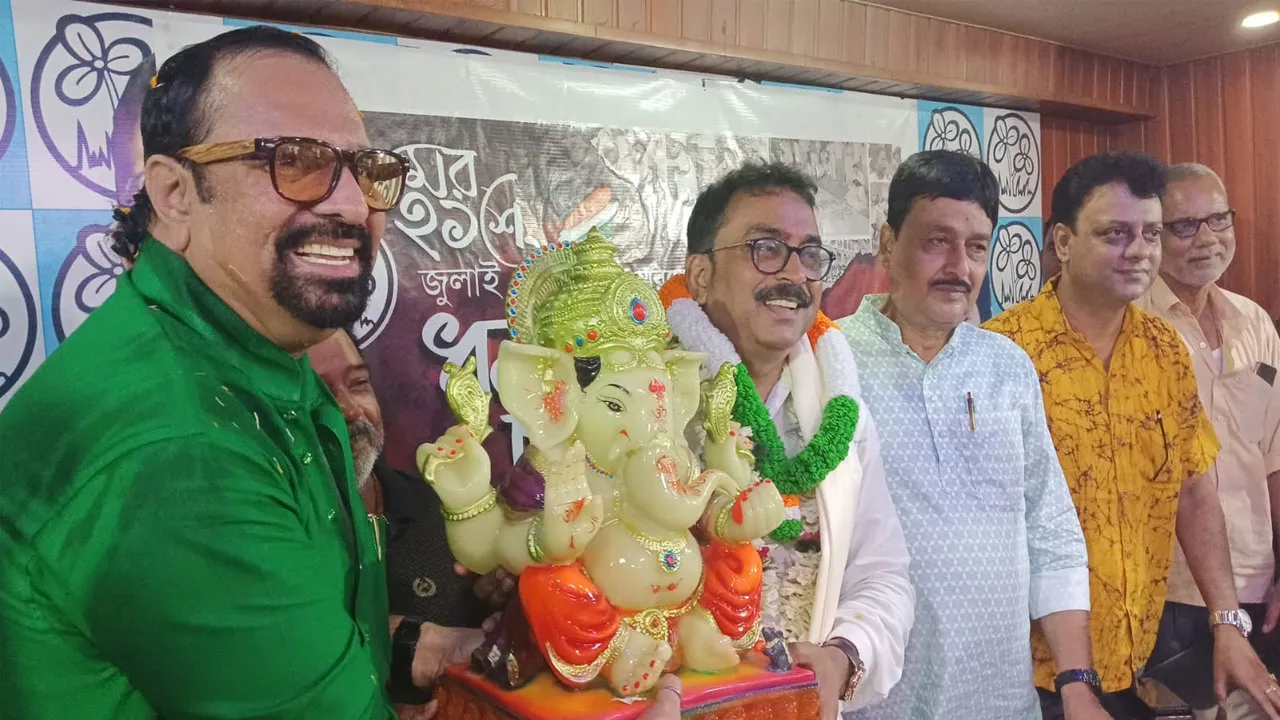 আড্ডার নবনিযুক্ত চেয়ারম্যানকে সংবর্ধনা