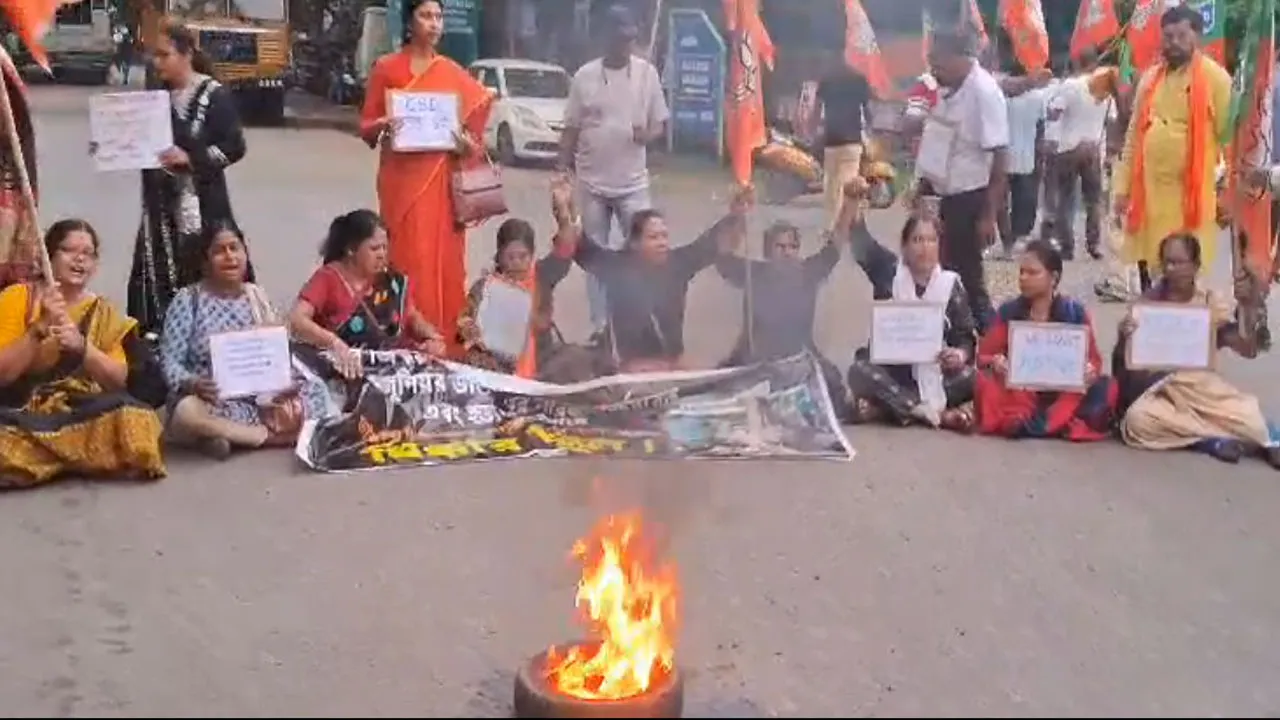 আরজিকর কাণ্ডে দুর্গাপুরে ক্ষোভ, প্রদর্শন, মিছিল