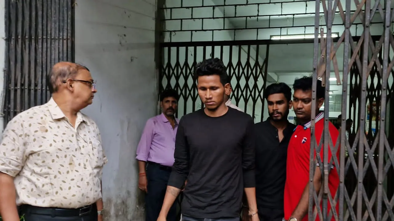 বিহারে গুলিকাণ্ডে জড়িত তিন দুষ্কৃতী গ্রেফতার আসানসোলে