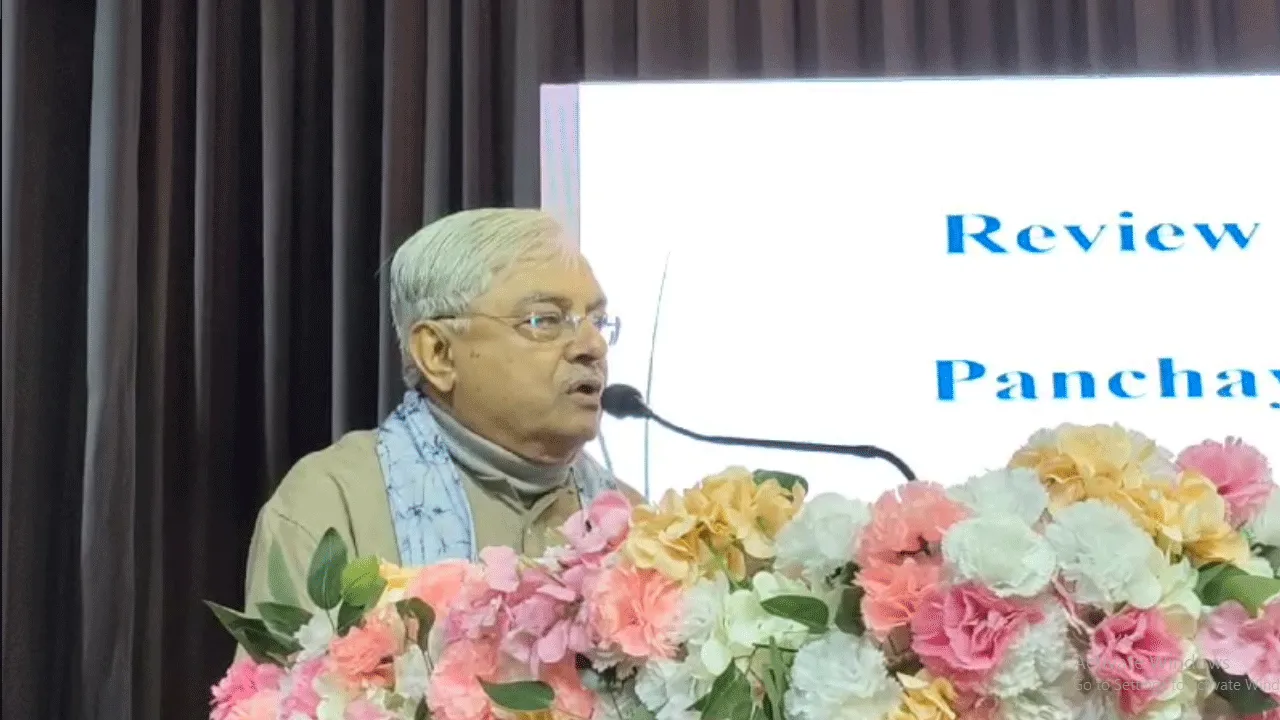 “কিছু পঞ্চায়েত সমিতি চালাচ্ছে বহিরাগতরা” তৃণমূল নেতার মন্তব্য ঘিরে বিতর্ক