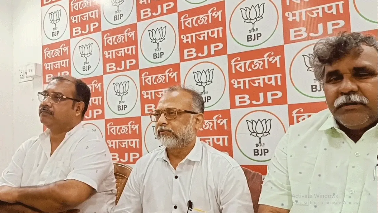 সেনাবিহিনীকে অপমান করে মন্তব্য, তৃণমূল বিধায়কের বিরুদ্ধে আদালতে যাচ্ছে বিজেপি