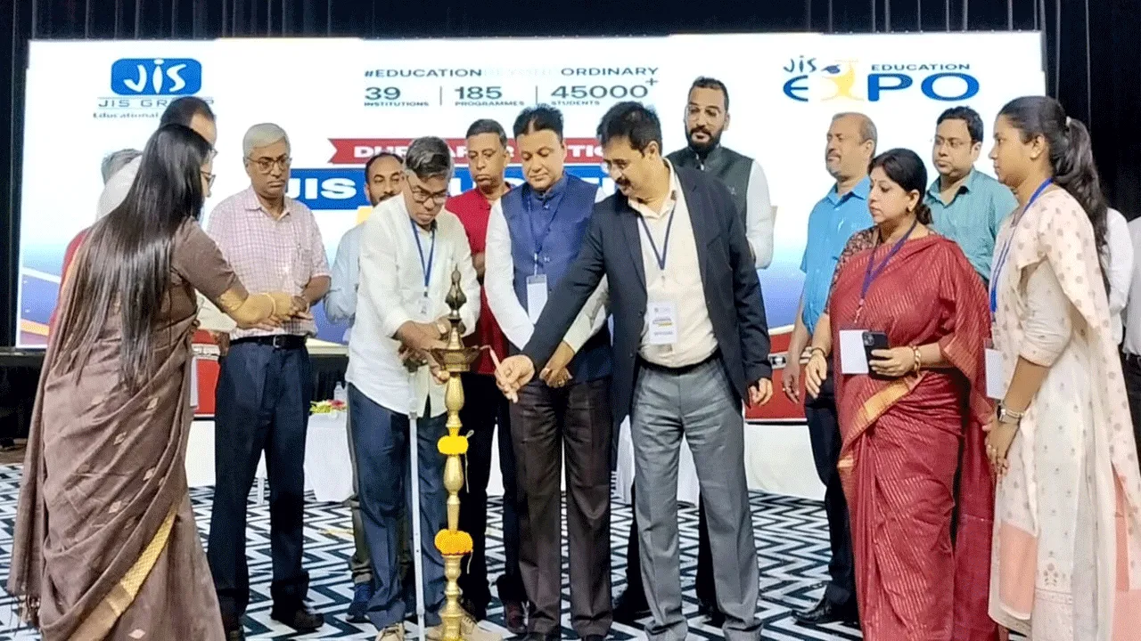 দুর্গাপুরে সাফল্যের সঙ্গে অনুষ্ঠিত হল জেআইএস গ্রুপের “এডুকেশন এক্সপো ২০২৫”