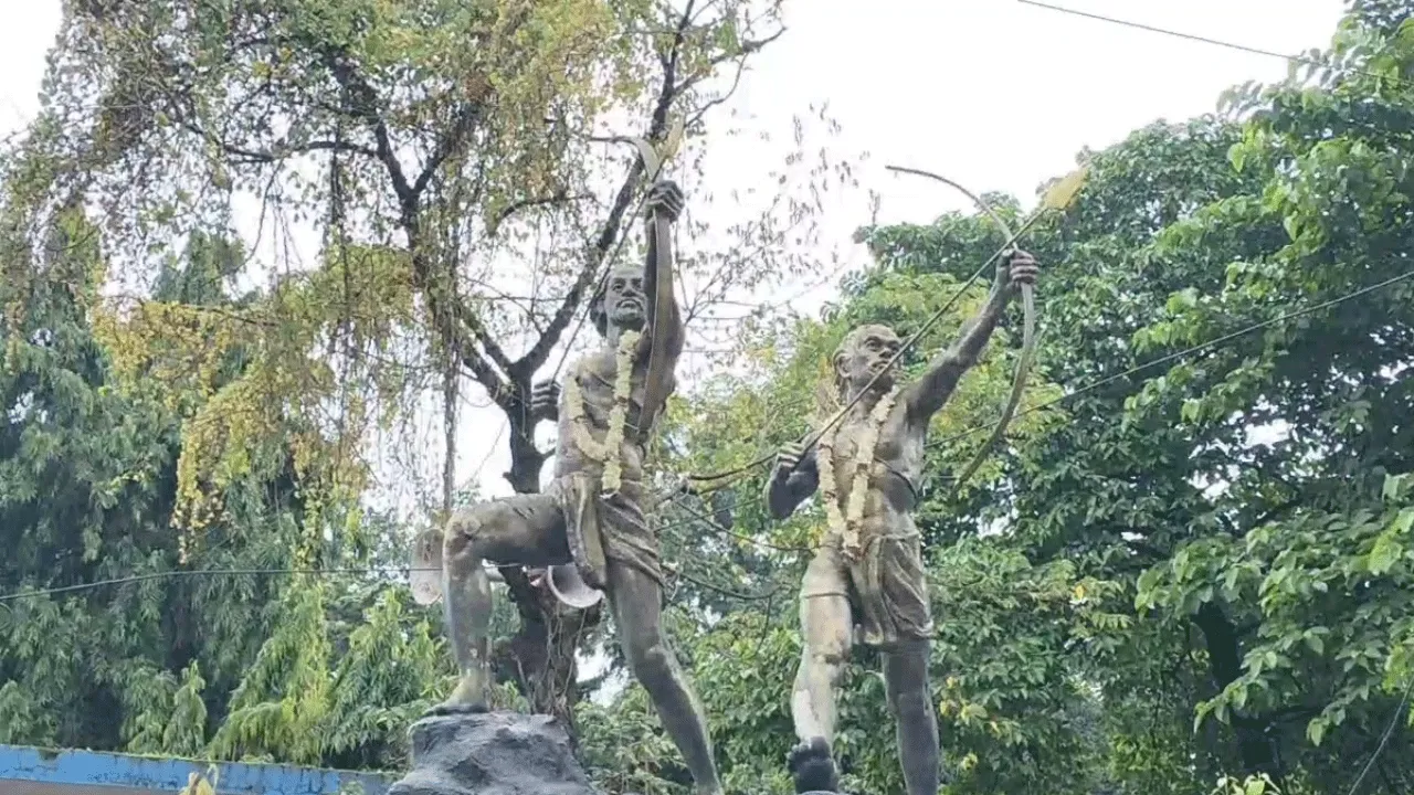 দুর্গাপুরে সাড়ম্বরে পালিত হল ঐতিহাসিক হুল দিবস