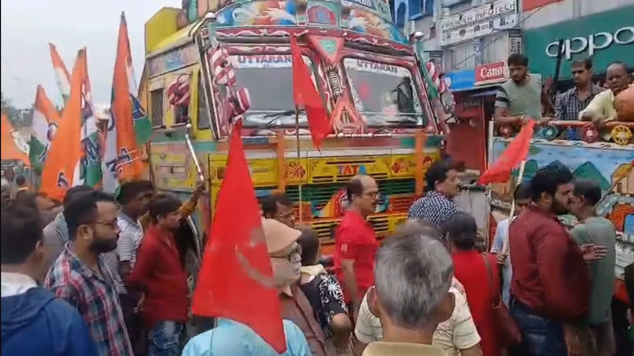 কেন্দ্রীয় শ্রমিক সংগঠন গুলির ডাকা সাধারণ ধর্মঘট ঘিরে উত্তেজনা আসানসোলে