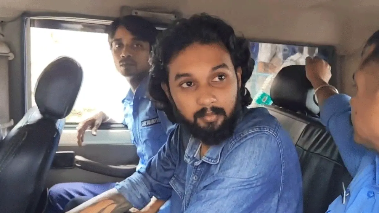 গরু পাচারকারী সন্দেহে মারধরের ঘটনায় দুর্গাপুরে ধৃত ২, তৃণমূলকে হুঁশিয়ারি বিজেপি বিধায়কের