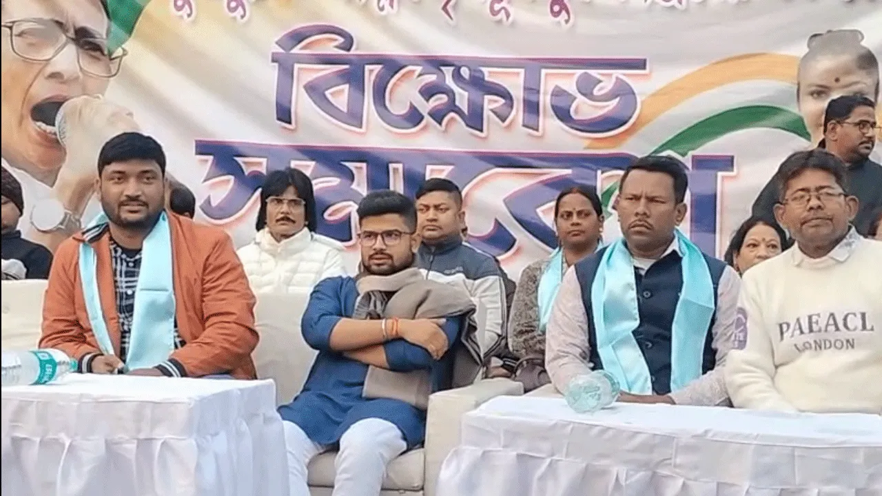 “নরেন্দ্র মোদিকে চেয়ার থেকে টেনে নামাবে অভিষেক বন্দ্যোপাধ্যায়” দুর্গাপুরের সভা থেকে আক্রমণ তৃণমূল নেতার