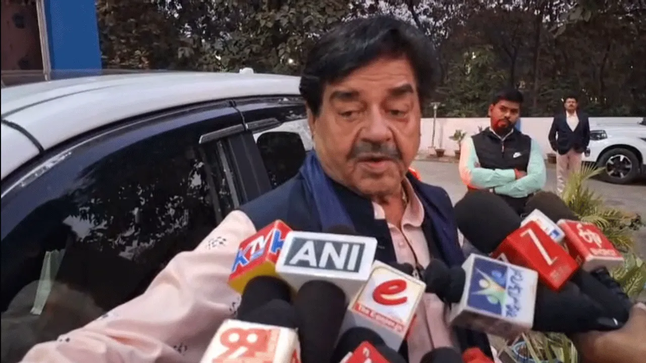 সংসদে বিল পাশ করে প্রকল্পের নাম পরিবর্তণকে ‘ড্রামা’ বলে অখ্যা তৃণমূল সাংসদের