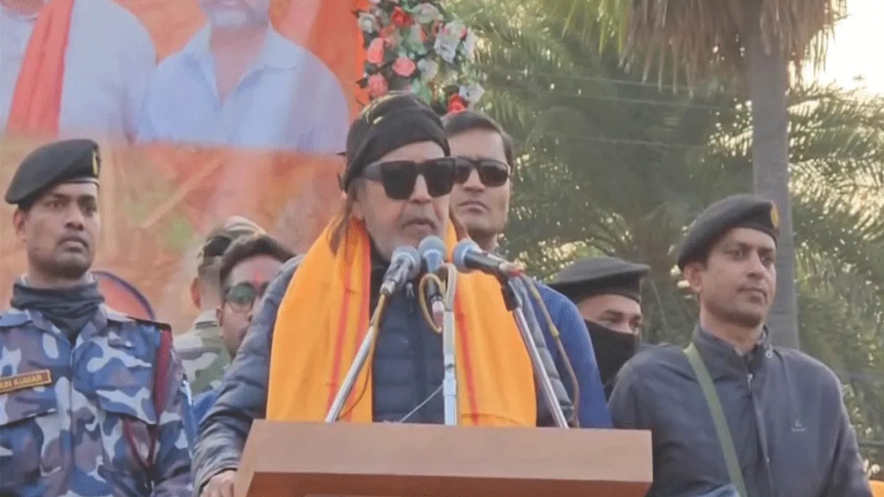 “এই রাজ্য যেন পশ্চিমবাংলা নয়, পশ্চিম বাংলাদেশ” সনাতনীদের একজোট হওয়ার বার্তা মহাগুরুর গলায়