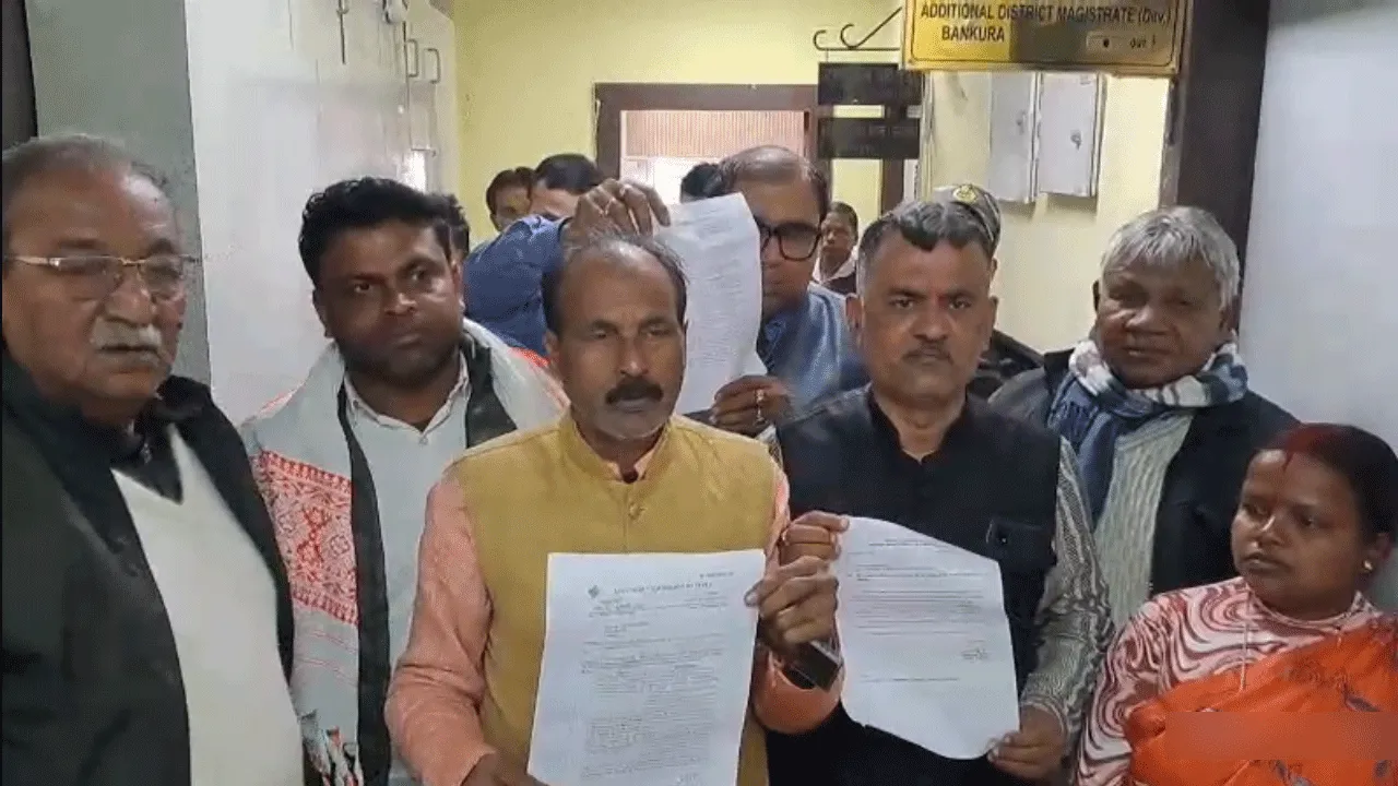আসআইআর ফর্ম-৭ জমা দেওয়া নিয়ে উদ্বেগ, প্রশাসনের দ্বারস্থ বিজেপি বিধায়ক দল