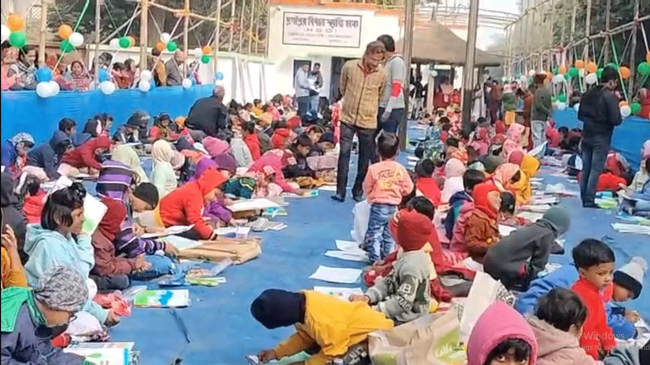 বিবেক চেতনা উৎসবকে সামনে রেখে কচিকাঁচাদের অঙ্কন প্রতিযোগিতা