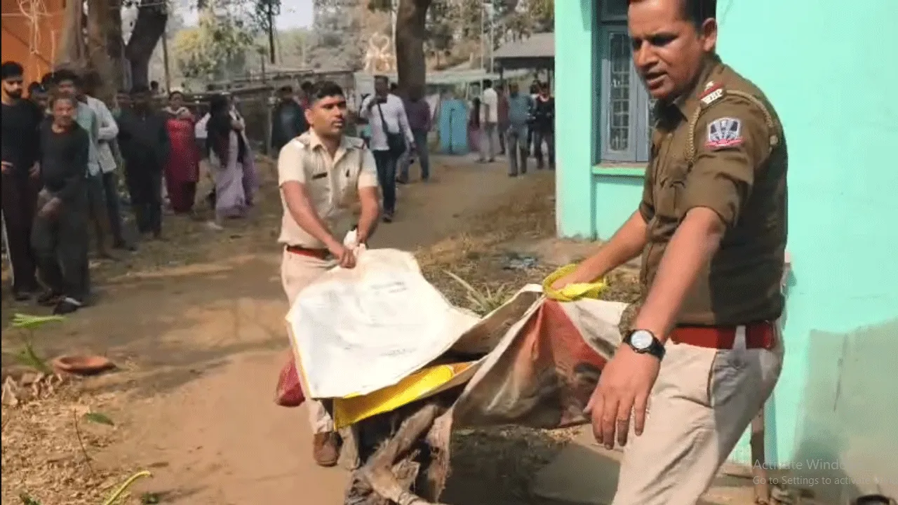 দুর্গাপুরে ডিএসপির আবাসন থেকে মহিলার দেহ উদ্ধার, আটক স্বামী