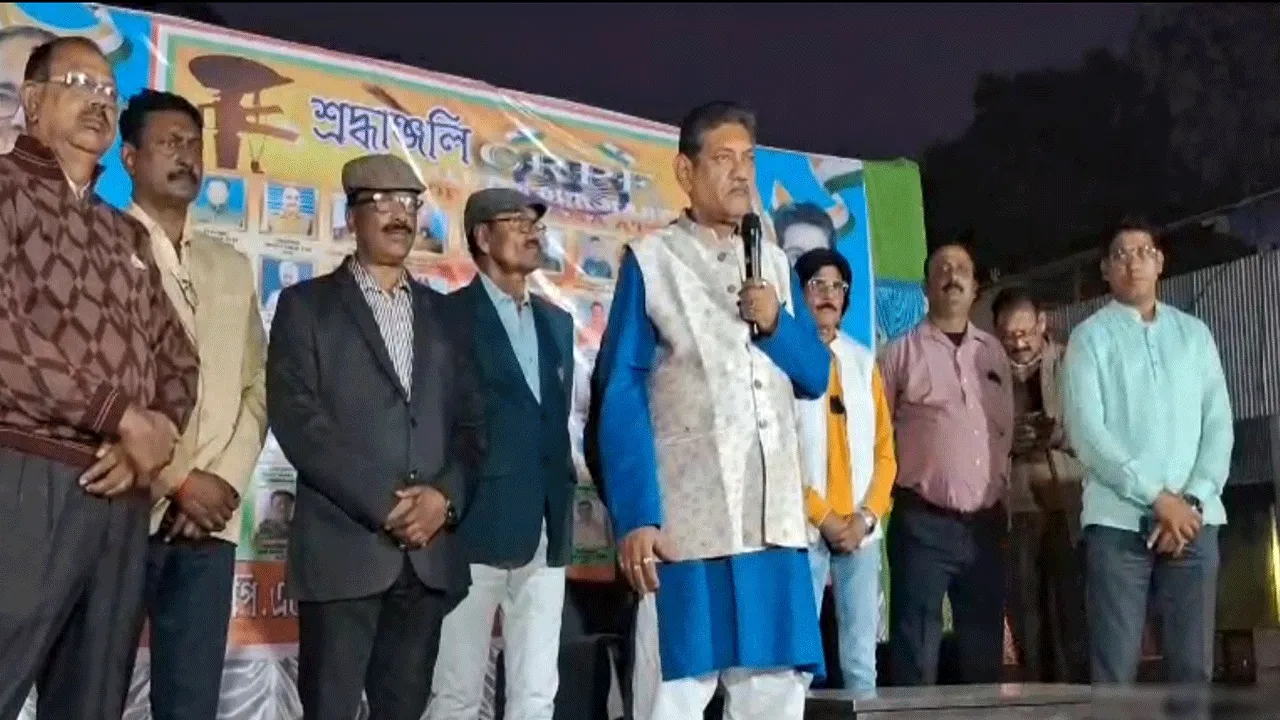 পুলওয়ামা হামলায় শহীদ জওয়ানদের স্মরণে শ্রদ্ধাঞ্জলি
