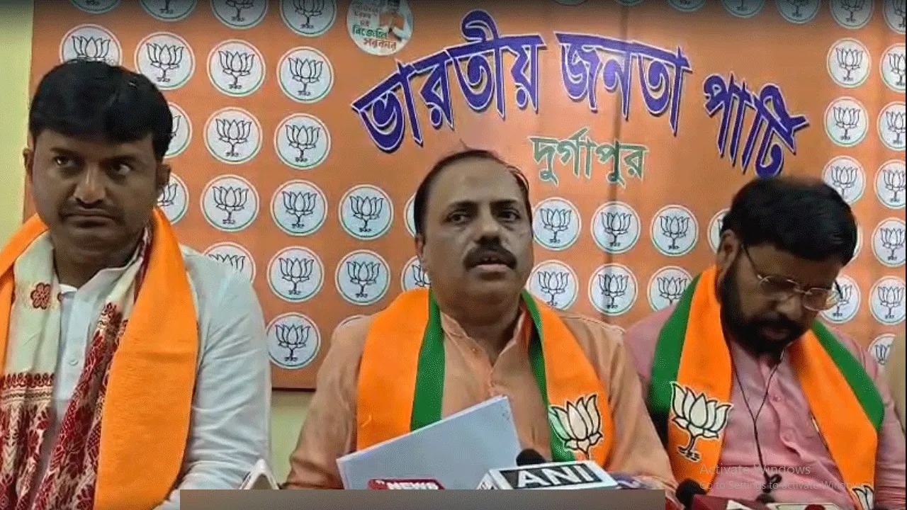 দুর্গাপুরে শ্বেতপত্র প্রকাশ বিজেপির