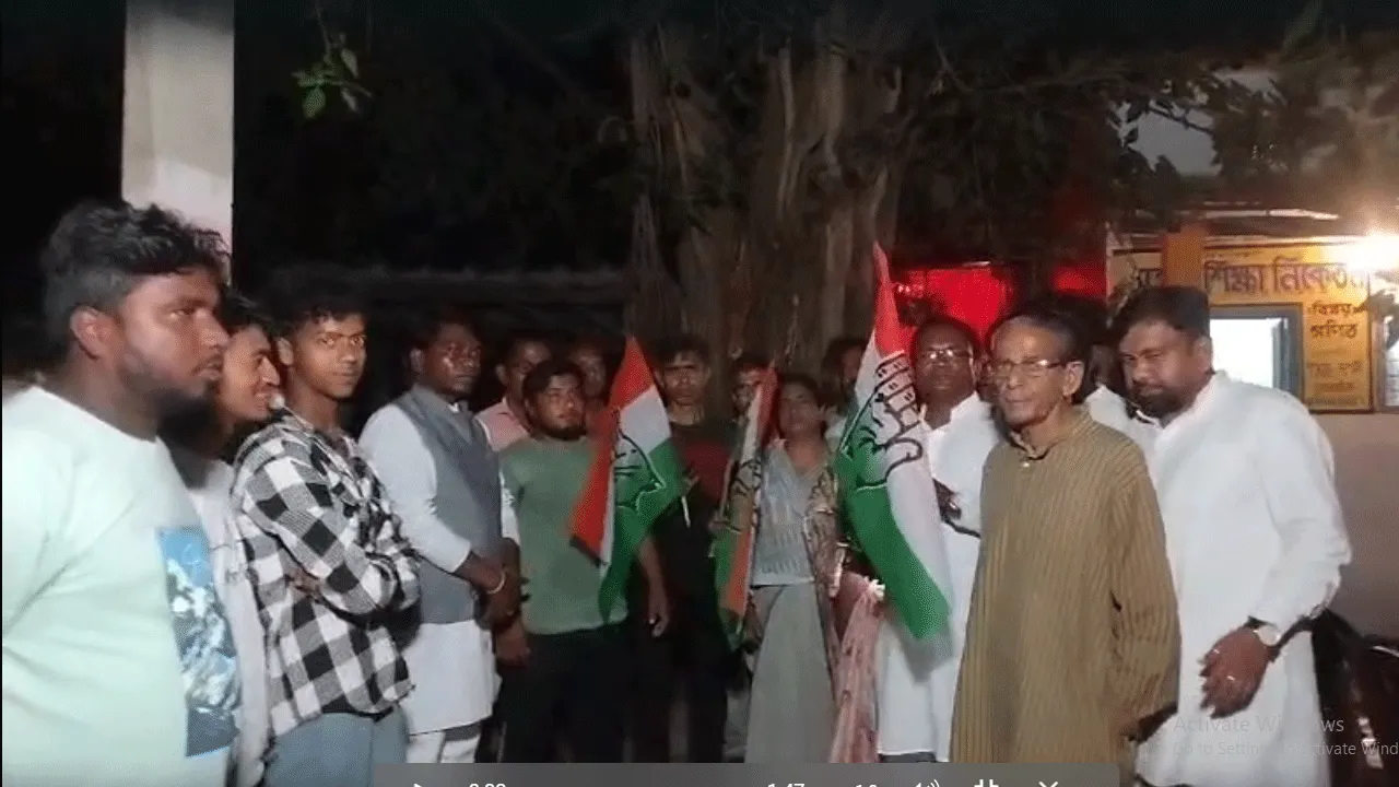 ছাতনায় সিপিএম-তৃণমূল ছেড়ে কংগ্রেসে যোগ ৫০-৬০ পরিবারের