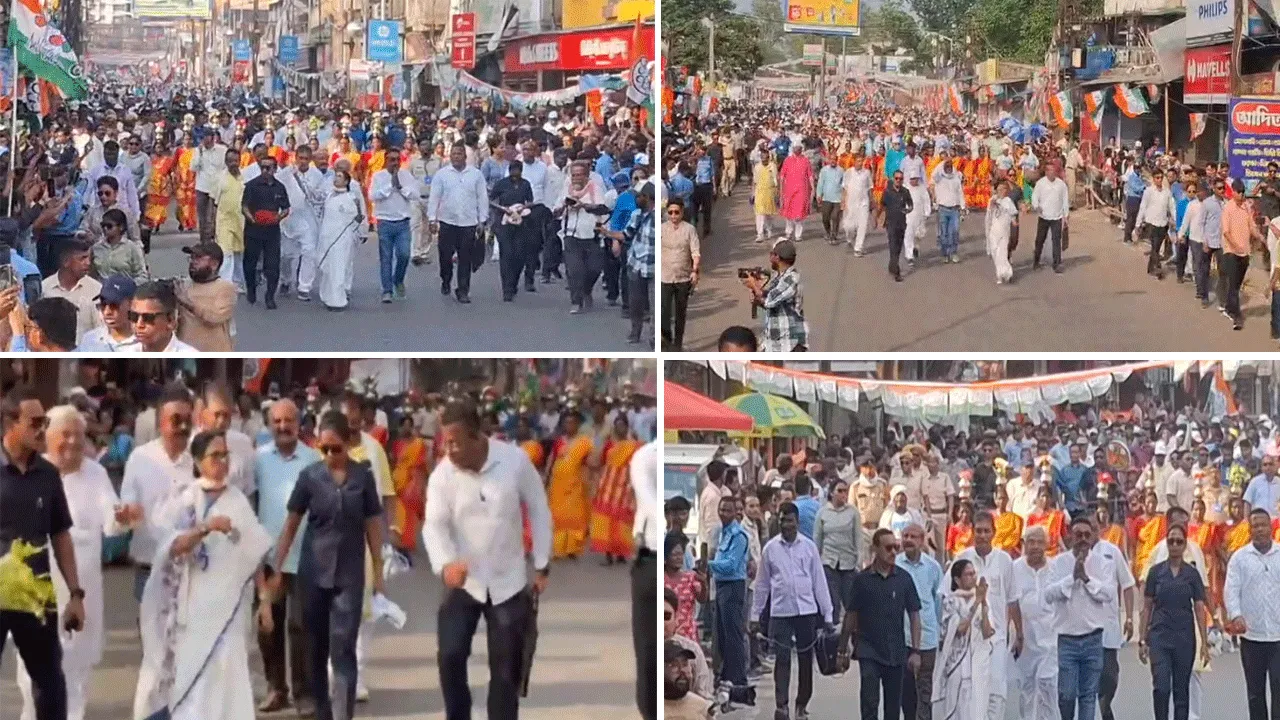 দুর্গাপুরে তৃণমূল সুপ্রিমোর পদযাত্রায় জনজোয়ার