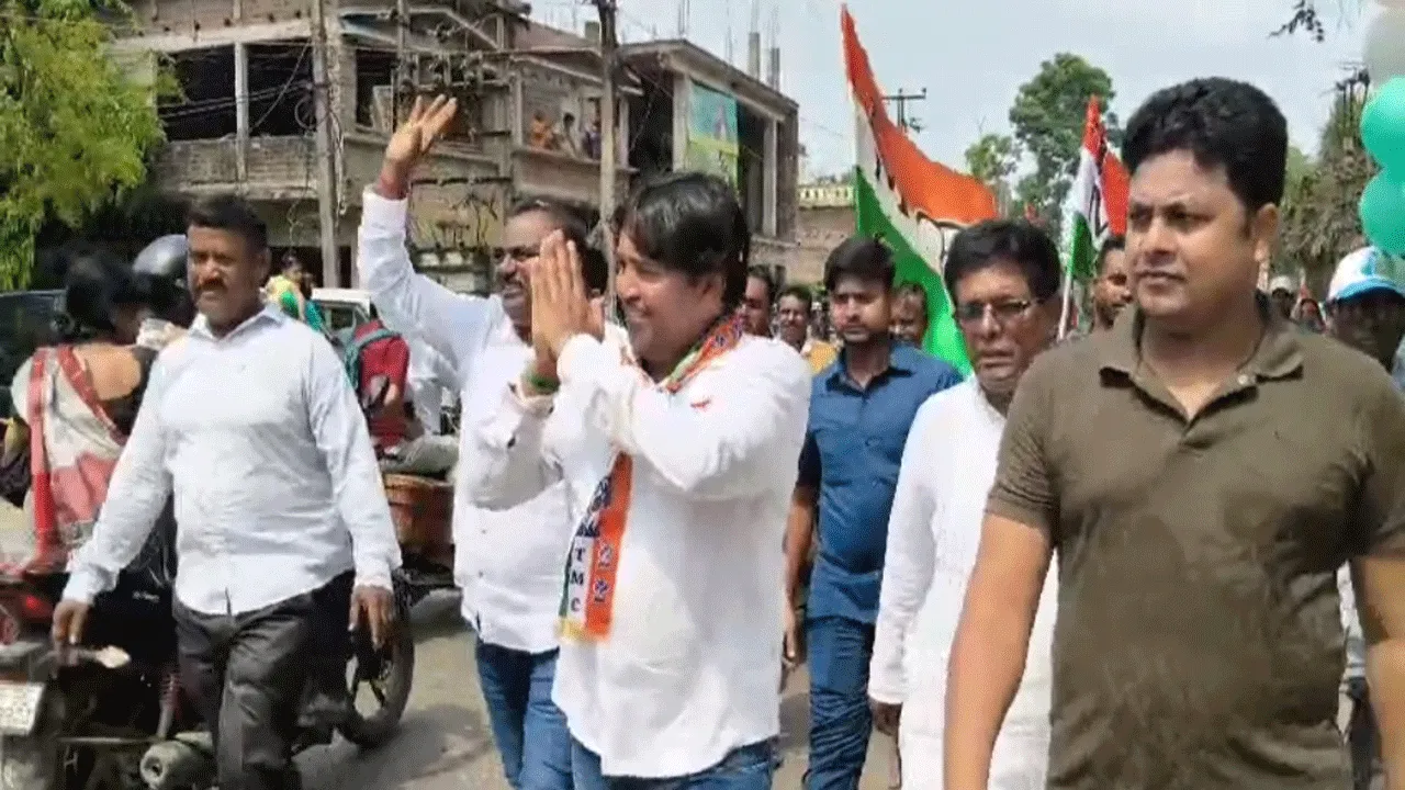 নির্বাচনী প্রচারে সরগরম নানুর: জনসংযোগ তৃণমূল প্রার্থী