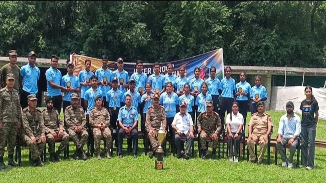 আসানসোলে রাজ্য এনসিসি ক্যাডেটদের পুরষ্কার বিতরণ অনুষ্ঠান