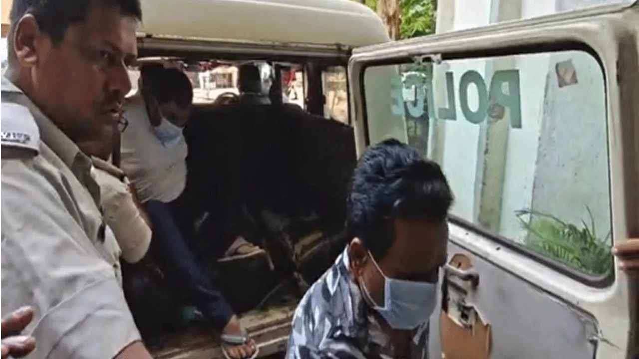 গ্রেফতার রানিগঞ্জের তৃণমূলের প্রাক্তন উপপ্রধান ও শ্রমিক নেতা