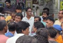 দুর্গাপুরের বেনাচিতি বাজারের হকারদের উচ্ছেদ নোটিশ ডিএসপি কর্তৃপক্ষের