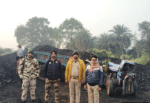 সিআইএসএফ-পুলিশের যৌথ অভিযান, বিপুল পরিমাণ অবৈধ কয়লা উদ্ধার