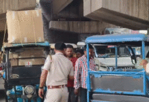 শহরে টোটো দৌরাত্ম্য রুখতে ট্রাফিক গার্ডের পদক্ষেপ