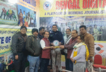 বেঙ্গল ডিজিটাল মিডিয়া ফাউন্ডেশন ও এডিসিপি ট্রাফিক বিভাগের যৌথ উদ্যোগে পথ নিরাপত্তা নিয়ে সচেতনতা কর্মসূচি