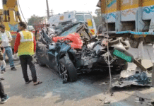 দুর্গাপুরে ১৯ নম্বর জাতীয় সড়কে ভয়াবহ দুর্ঘটনা, মৃত ২