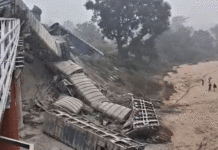 আবার ট্রেন দুর্ঘটনা, লাইনচ্যুত মালগাড়ি