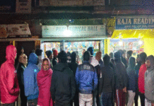 গৃহবধূর গর্ভপাতে কাঠগড়ায় দোকান মালিক