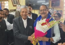 দুর্গাপুর মহকুমা আদালতে প্রচারে মন্ত্রী