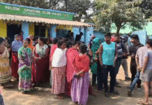 প্রাক্তন তৃণমূল কাউন্সিলরের বিরুদ্ধে উন্নয়নের কাজ বন্ধের অভিযোগ, বিক্ষোভ স্থানীয়দের