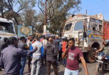 সড়ক দুর্ঘটনা, ক্ষুব্ধ জনতার রাস্তা অবরোধ