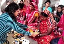 অঙ্গনওয়াড়ী কেন্দ্রের মন ছুঁয়ে যাওয়া মানবিক উদ্যোগ