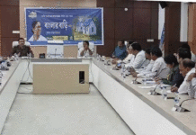 স্কুলবাস ও পুলকার নিয়ে পুলিশ ও প্রশাসনের বৈঠক