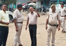 কুলটিতে একাধিক বুথ পরিদর্শনে নির্বাচন কমিশনের পুলিশ পর্যবেক্ষকের