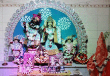 দোলে এক টুকরো বৃন্দাবনের দৃশ্য ফুটে উঠতে চলেছে গুসকরা পূর্বাশা পল্লীতে