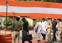 দুর্গাপুরে প্রথম প্রশাসনিক বৈঠকে মুখ্যমন্ত্রী : উন্নয়নের বার্তা ও স্বচ্ছতার প্রতিশ্রুতি