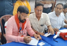 দুর্গাপুরে শুরু হলো ‘অন্নপূর্ণা যোজনা’র ফর্ম পূরণ, ফর্ম নিয়ে মিশ্র প্রতিক্রিয়া