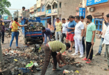 পরিবেশ রক্ষায় পুলিশ ও রাজনৈতিক দলের উদ্যোগ