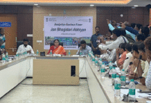 মন্ত্রীর মেগা বৈঠক, লক্ষ্য জেলার সামগ্রিক উন্নয়ন