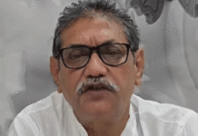 ঘনিষ্ঠদের গ্রেফতারের পরে সোশ্যাল মিডিয়ায় বিস্ফোরক নরেন চক্রবর্তী