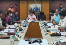 জেলাকে নতুন রূপে সাজাতে দুর্গাপুরে বৈঠক পুরমন্ত্রীর