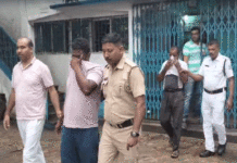 পুলিশের জোড়া অভিযান: বিপুল পরিমাণ মদ ও অবৈধ লটারি সহ ধৃত ২