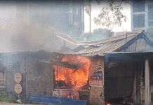 ভয়াবহ অগ্নিকাণ্ডে পুড়ে ছাই গান্ধীমোড়ের খাবার দোকান