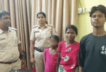 শপিং মলে পথহারা ১২ বছরের আদিবাসী ছাত্রী, পুলিশি মানবিকতায় ফিরল পরিবারে